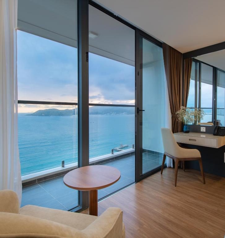 Premier Deluxe Nhìn Ra Biển