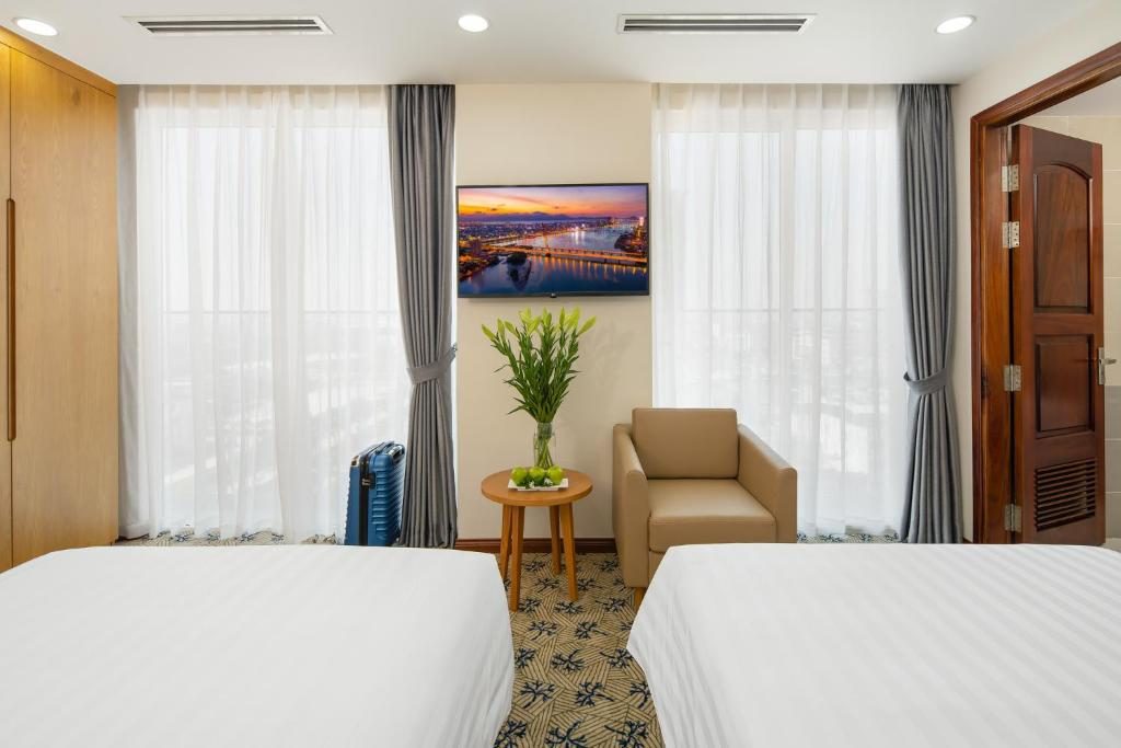 Phòng Superior 2 Giường Đơn với Ban công và Tầm nhìn ra Thành phố