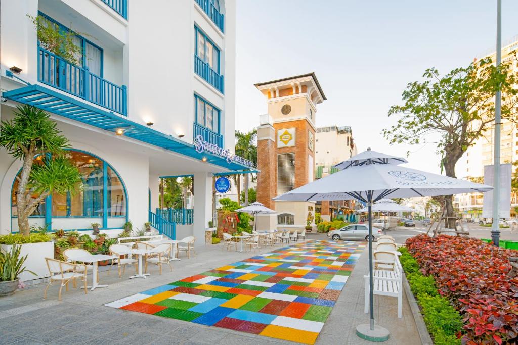 Phòng Ngủ Tập Thể Cho Cả Nam Và Nữ