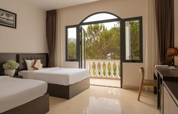 Phòng Deluxe 2 Giường Đơn Nhìn ra Núi