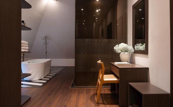 Suite Gia Đình Có Bồn Tắm