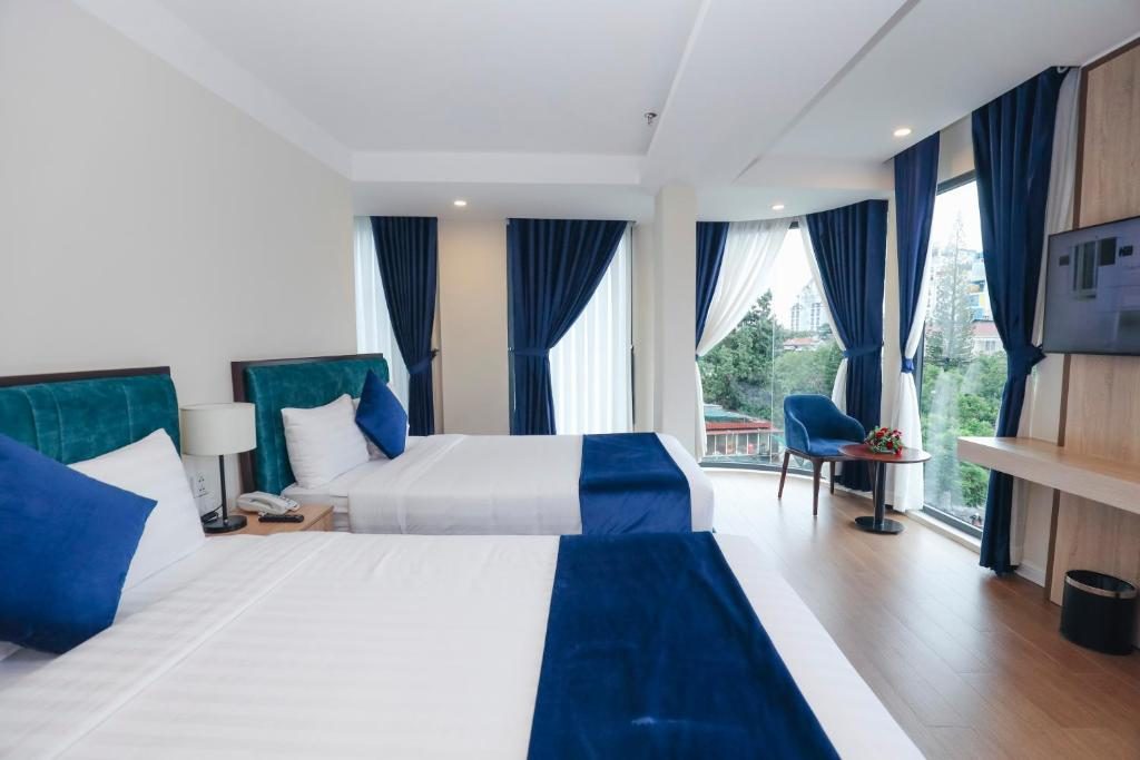 Suite Gia Đình