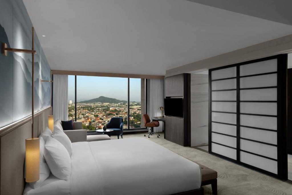 Phòng Premium Có Giường Cỡ King Với Quyền Lui Tới Club