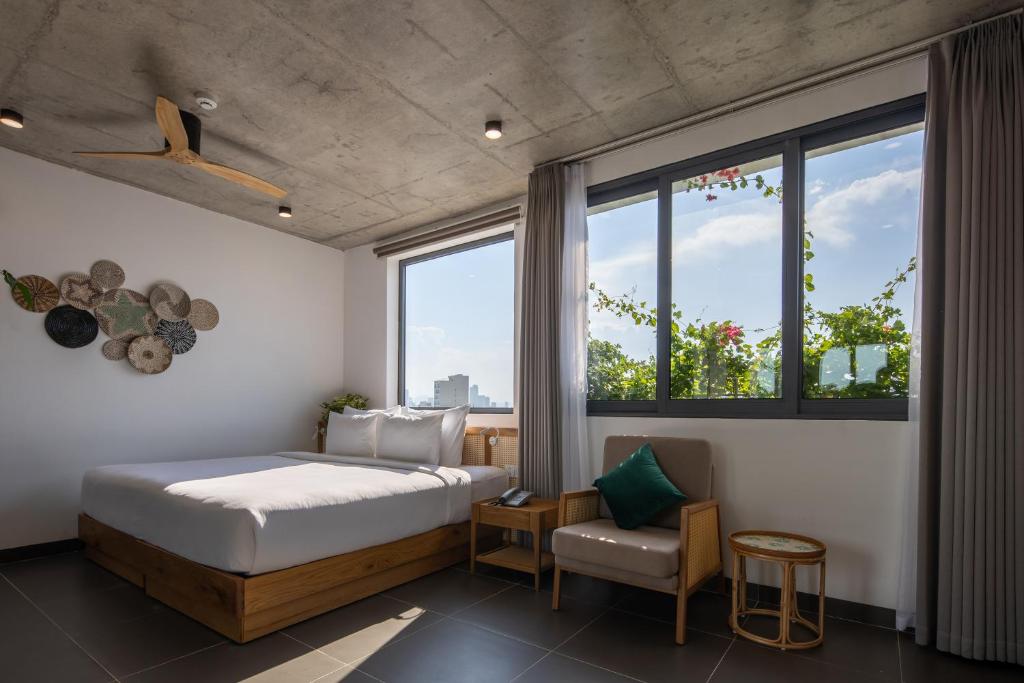 Phòng Deluxe Giường Đôi/2 Giường Đơn Nhìn Ra Thành Phố