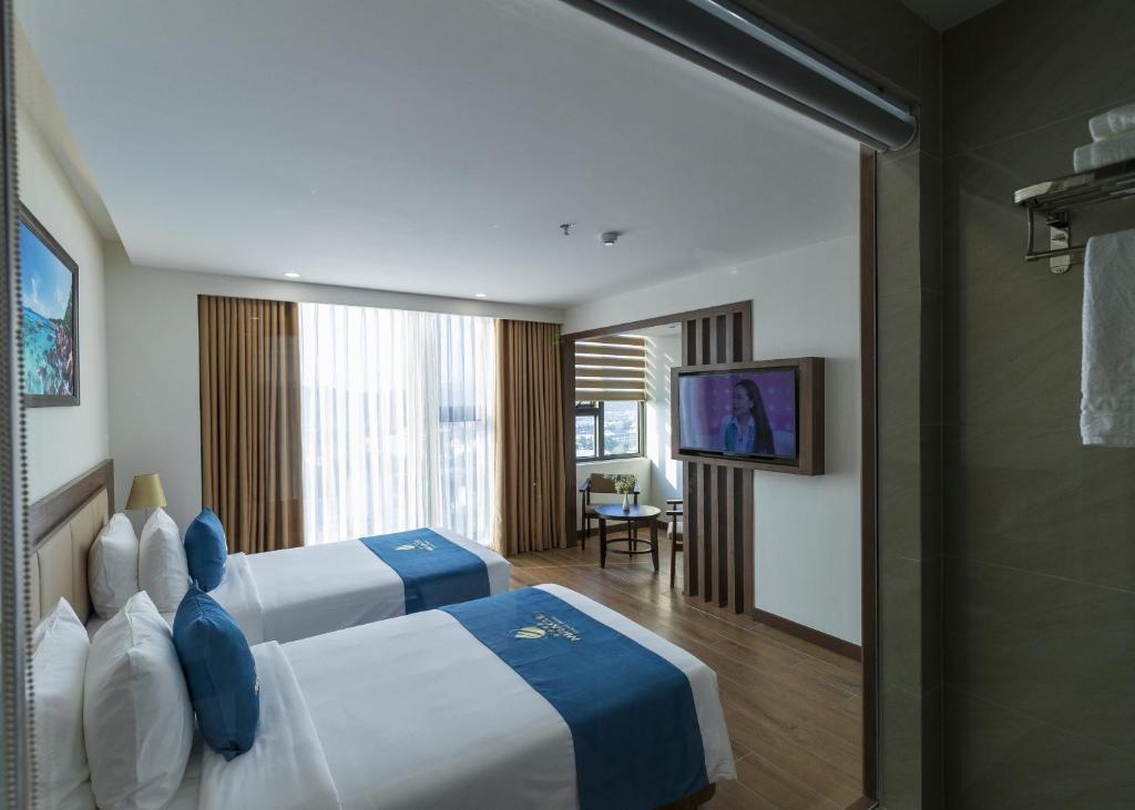 Phòng Deluxe Giường Đôi/2 Giường Đơn Nhìn Ra Thành Phố