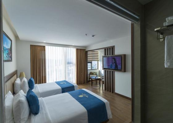 Phòng Deluxe Giường Đôi/2 Giường Đơn Nhìn Ra Thành Phố