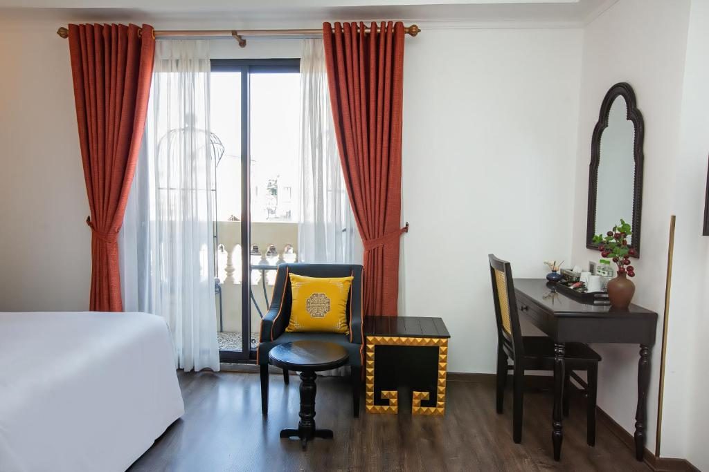 Suite Gia Đình Có Ban Công