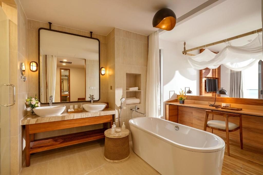Suite 2 Phòng Ngủ Nhìn Ra Vườn