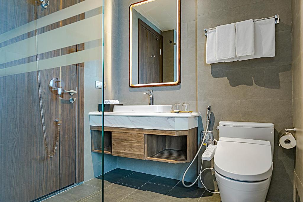 Phòng Grand Executive 2 Giường Đơn Nhìn Ra Biển – Bao Gồm Trà Chiều