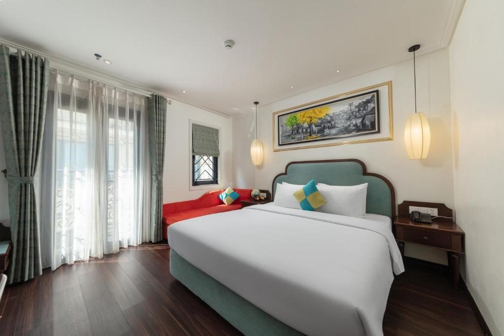 Suite Junior Giường Đôi Có Ban Công