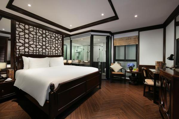 Deluxe Giường Đôi Có Cửa Sổ Nhìn Ra Khu Vực Bên Trong