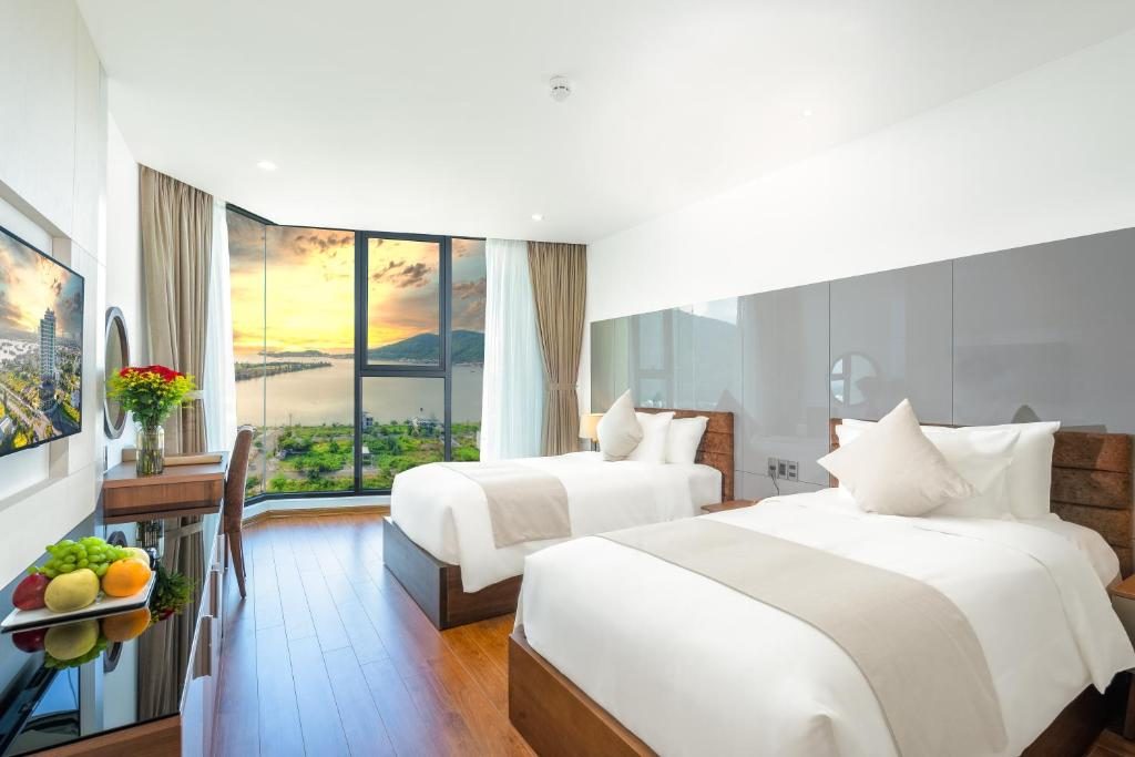 Phòng Deluxe 2 Giường Đơn Nhìn Ra Vịnh
