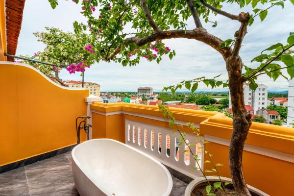 Suite Senior có Ban công