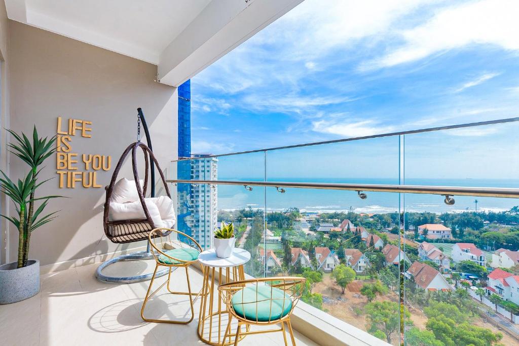 Three-Bedroom Apartment – Oceanfront