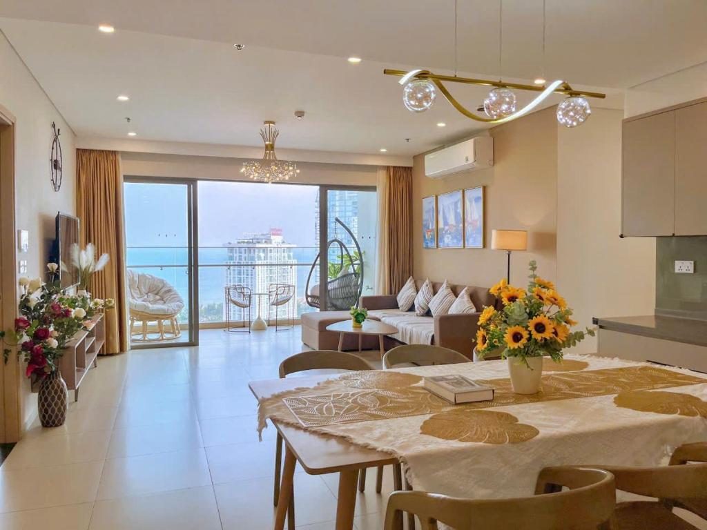 Three-Bedroom Apartment – Oceanfront