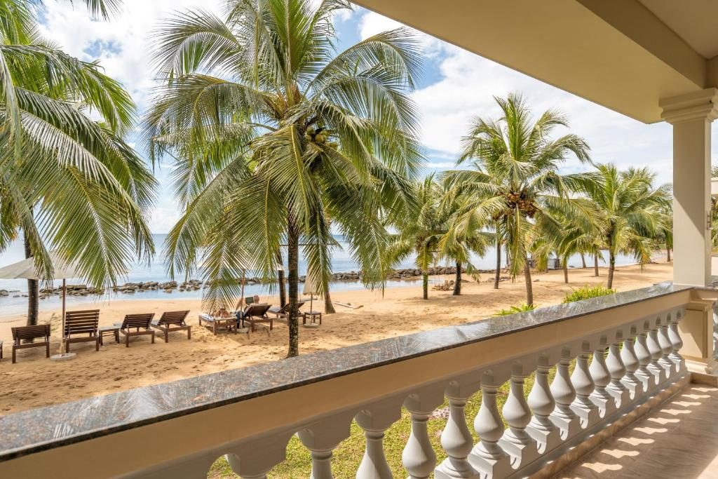 Biệt Thự – Trước Biển