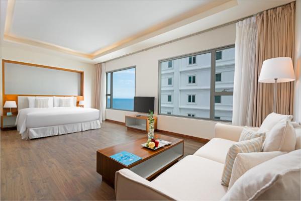 Studio Nhìn Ra Thành Phố