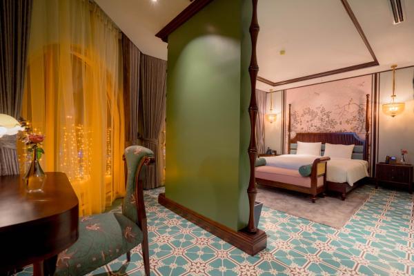 Phòng Regal Suite