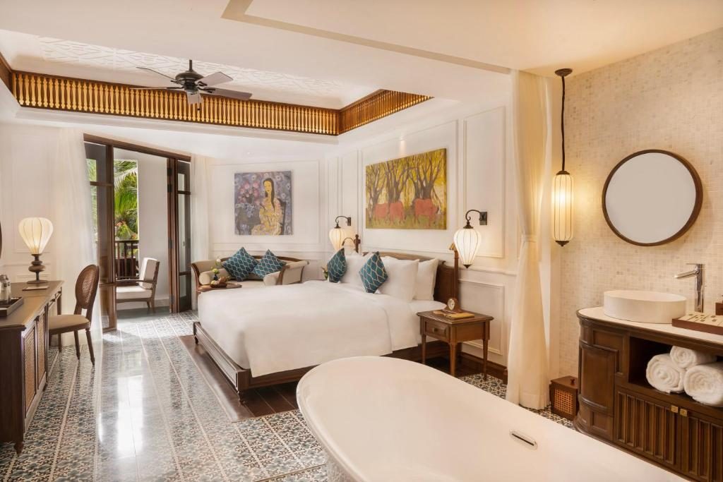 The Anam King Room