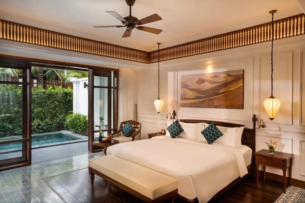 Private Pool Suite