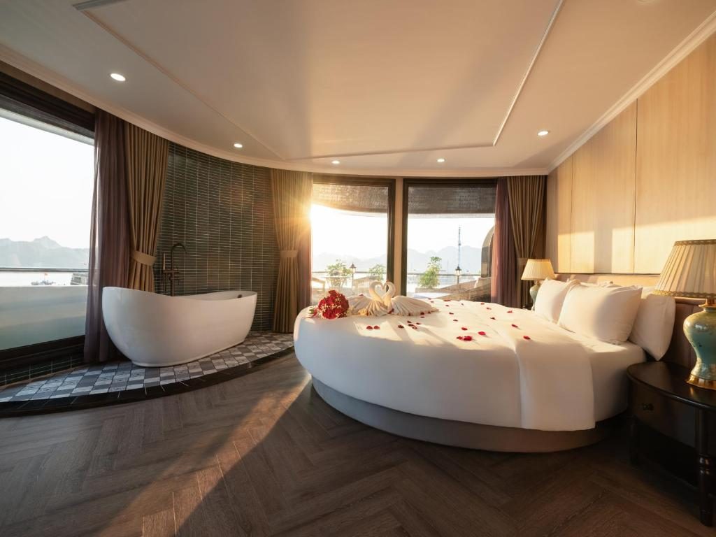Suite Executive Có Ban Công Riêng Nhìn Ra Biển