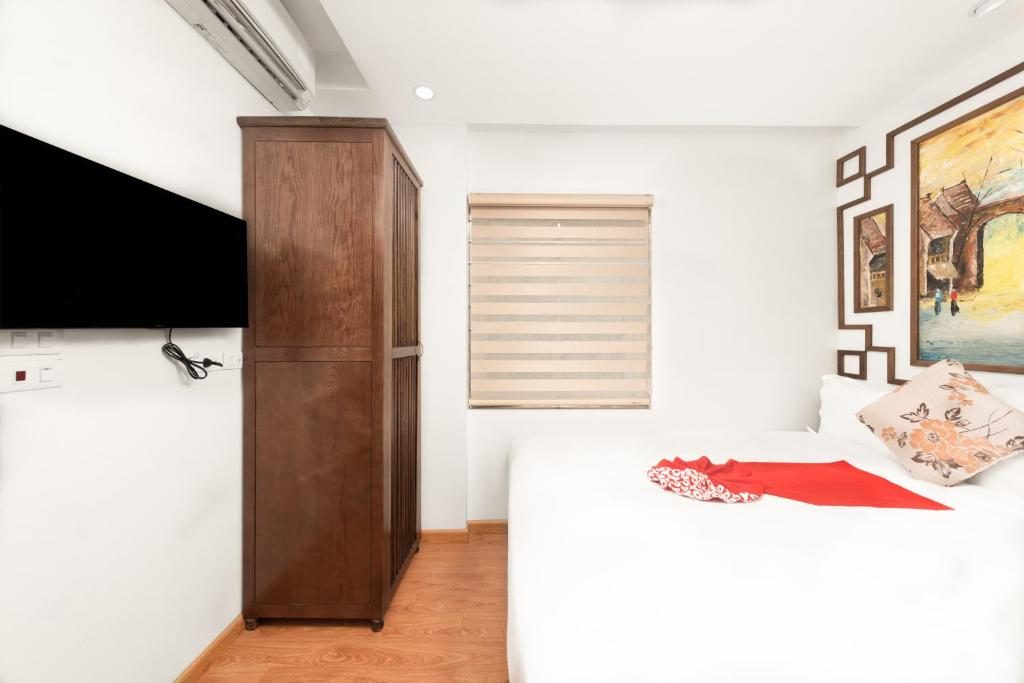 Phòng Deluxe Giường Đôi Có Cửa Sổ
