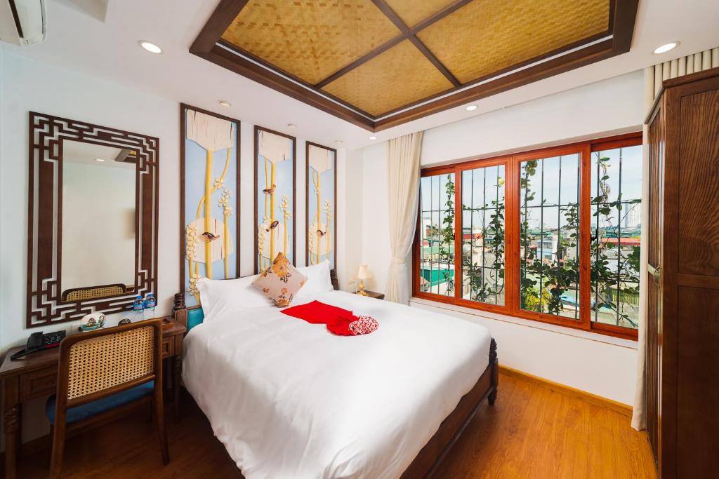 Phòng Premier Giường Đôi Có Cửa Sổ