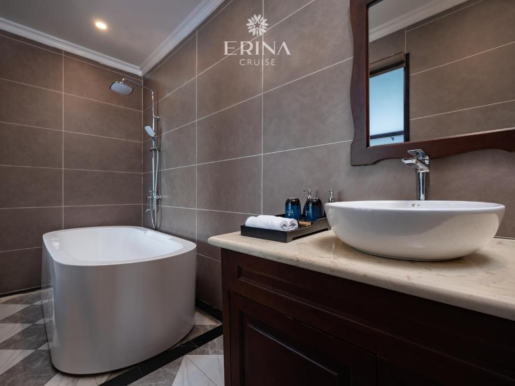 Suite Gia Đình Có Ban Công