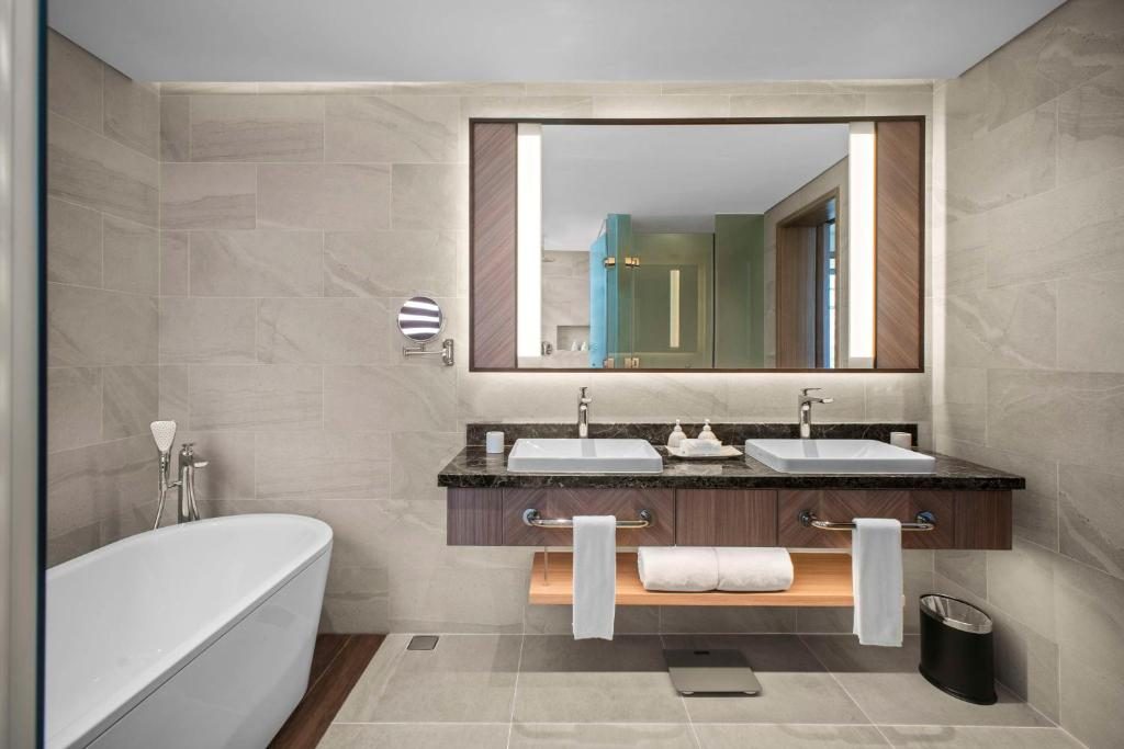 Suite 2 Phòng Ngủ Với Hồ Bơi Riêng