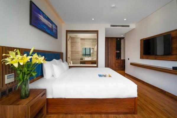Phòng Deluxe Giường Đôi Có Bồn Tắm