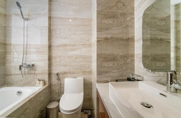 Phòng Deluxe Giường Đôi Có Bồn Tắm