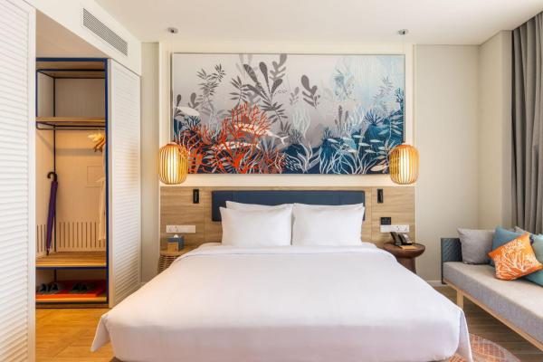 Phòng Deluxe Có Giường Cỡ King Với Ban Công Nhìn Ra Biển