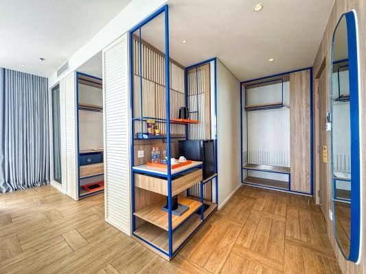 Phòng Deluxe Có Ban Công Nhìn Ra Toàn Cảnh Biển