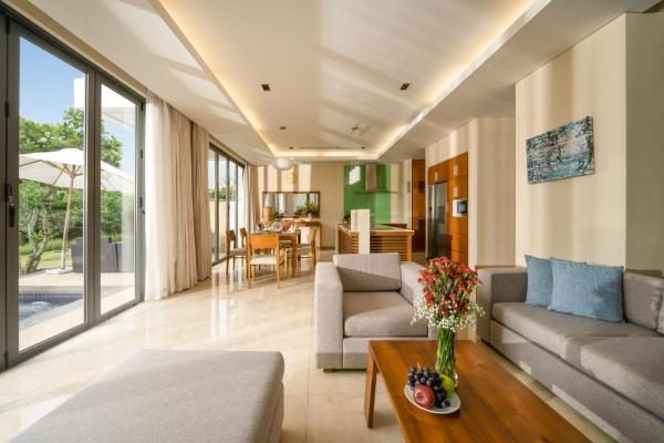 Biệt Thự 2 Phòng Ngủ Với Hồ Bơi Riêng