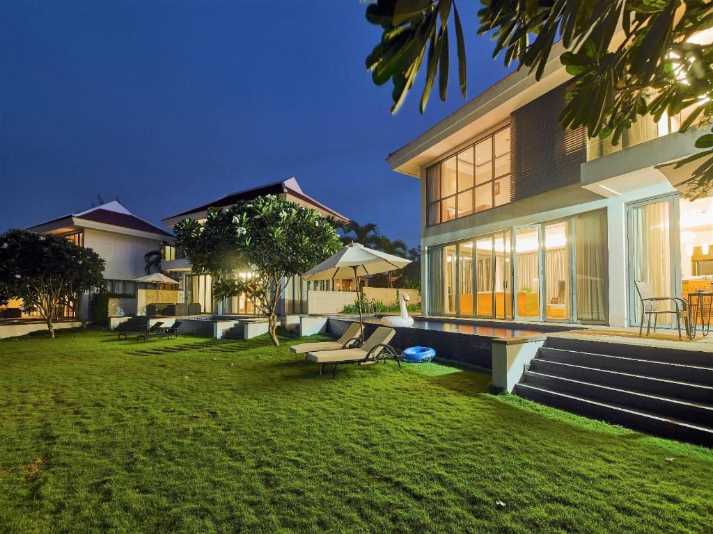 Biệt Thự 4 Phòng Ngủ Có Hồ Bơi Riêng
