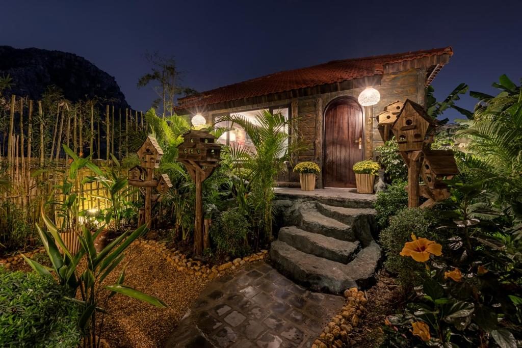 Scenic Mountain Ecolodge Ninh Binh