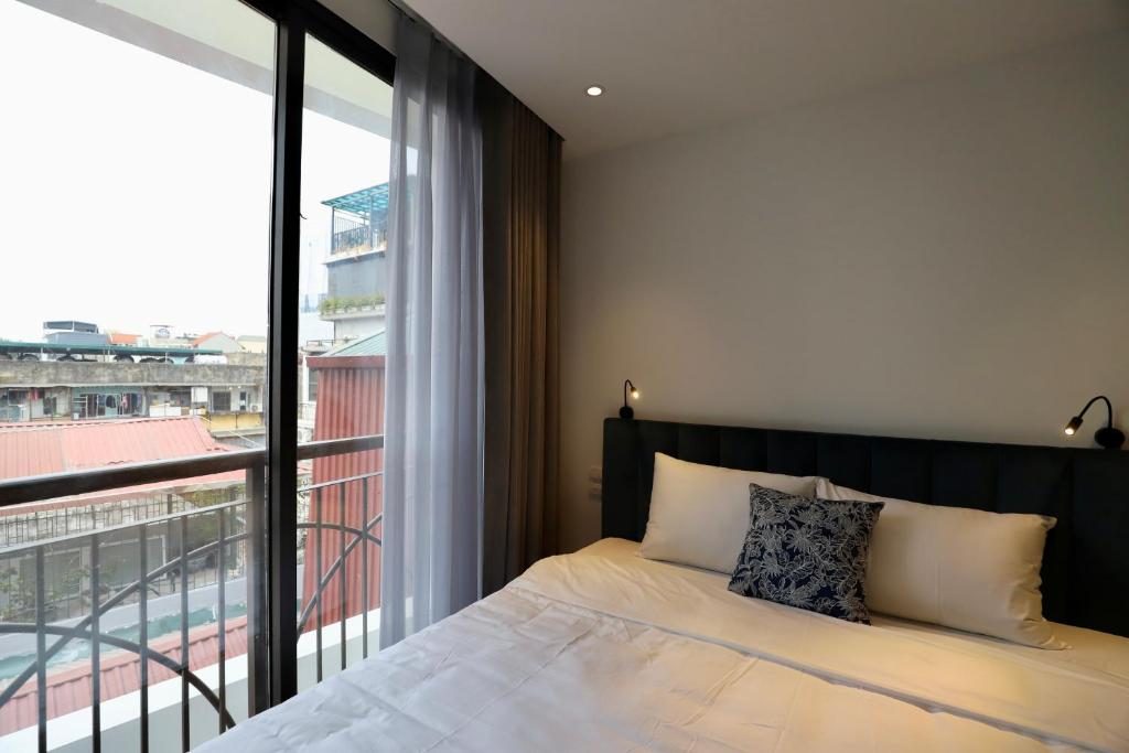 Studio Apartment with King Bed