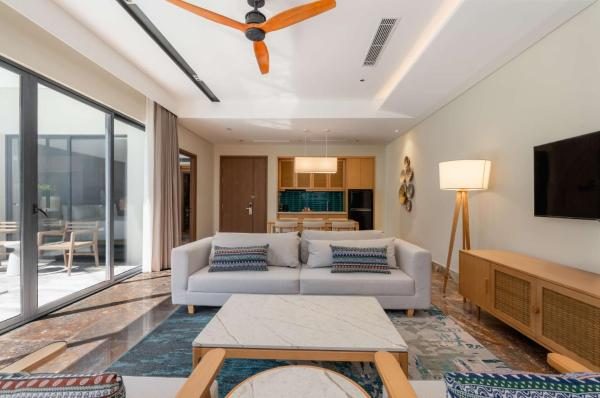 One-Bedroom Pool Villa with Garden View