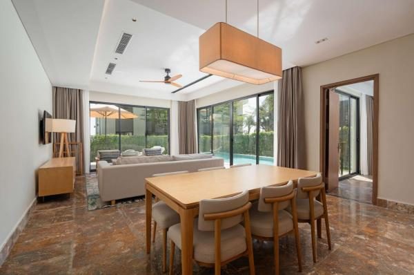 Biệt Thự 2 Phòng Ngủ Có Hồ Bơi Nhìn Ra Vườn