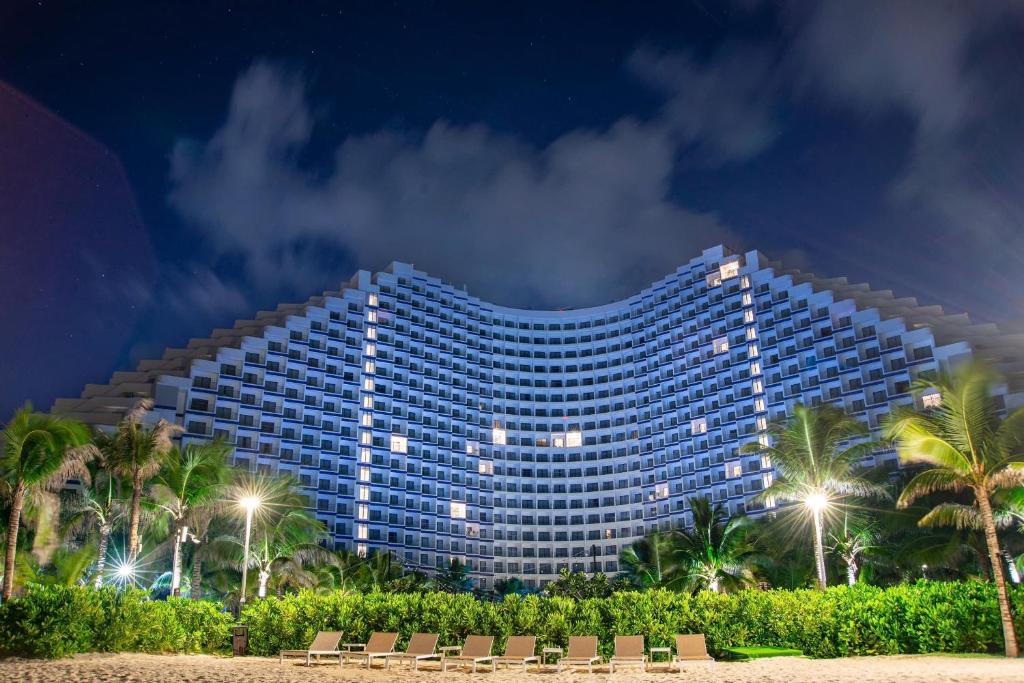 Modern Beach Apartment – Arena Resort Cam Ranh
