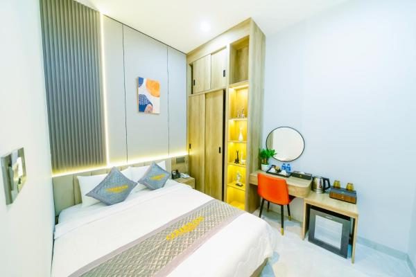 Phòng Deluxe Giường Đôi Có Vòi Sen