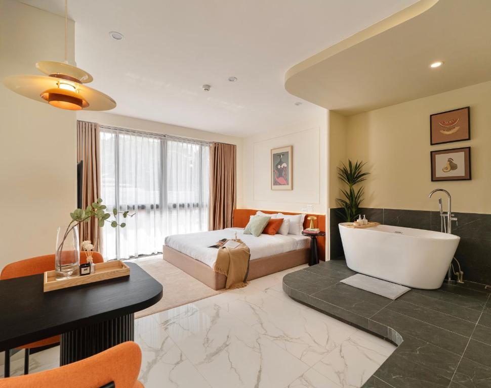 Classic One-Bedroom Apartment with King Bed