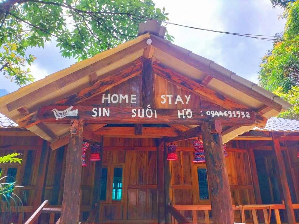Homestay Sin Suối Hồ