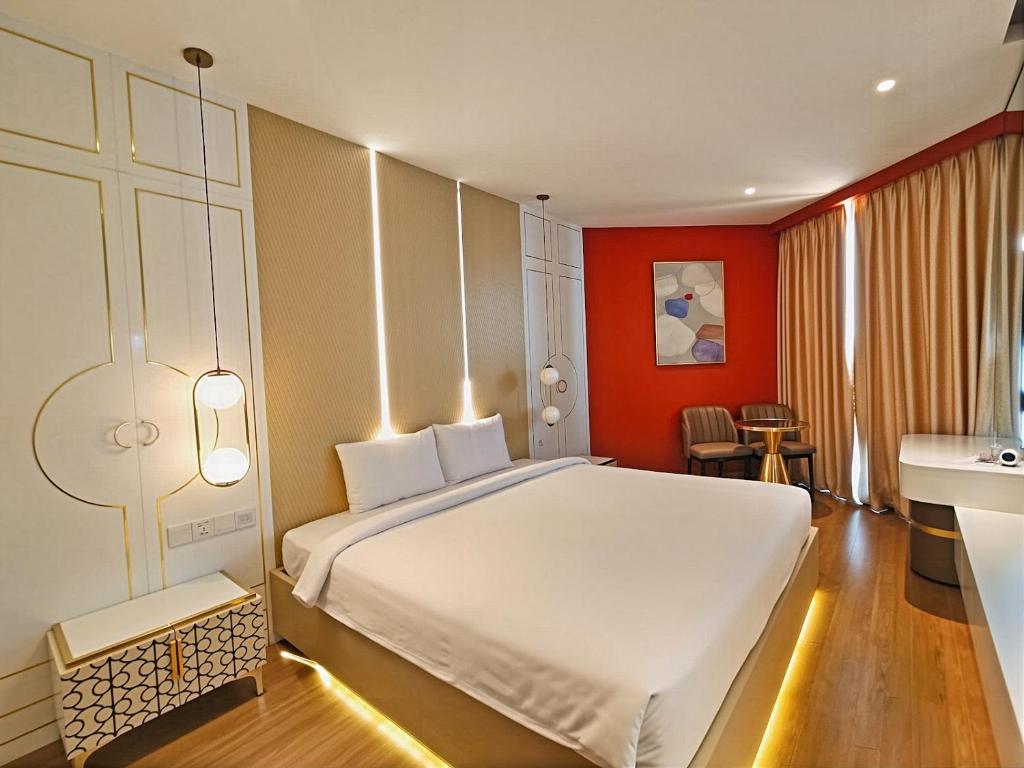 Apec Mandala Premium Stay