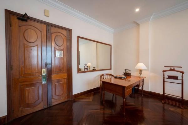 Suite Century
