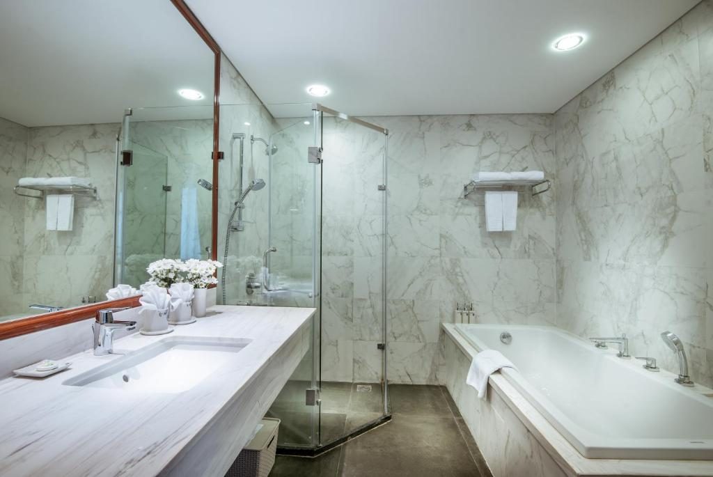Căn Hộ Nhìn Ra Thành Phố