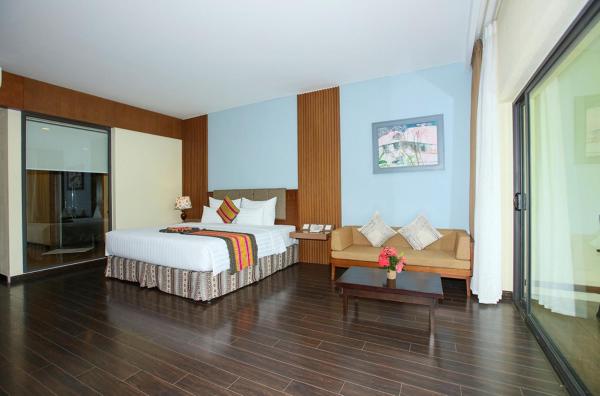 Phòng Deluxe Giường Cỡ King Hướng Thiên Nhiên