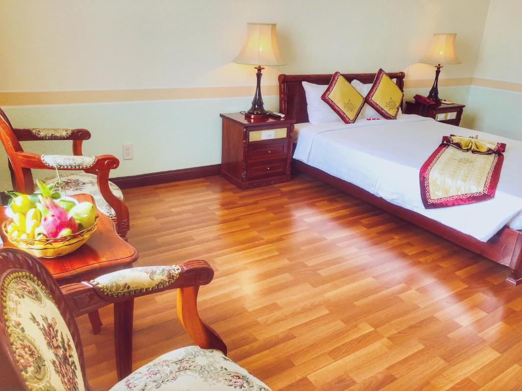 Large Double Room