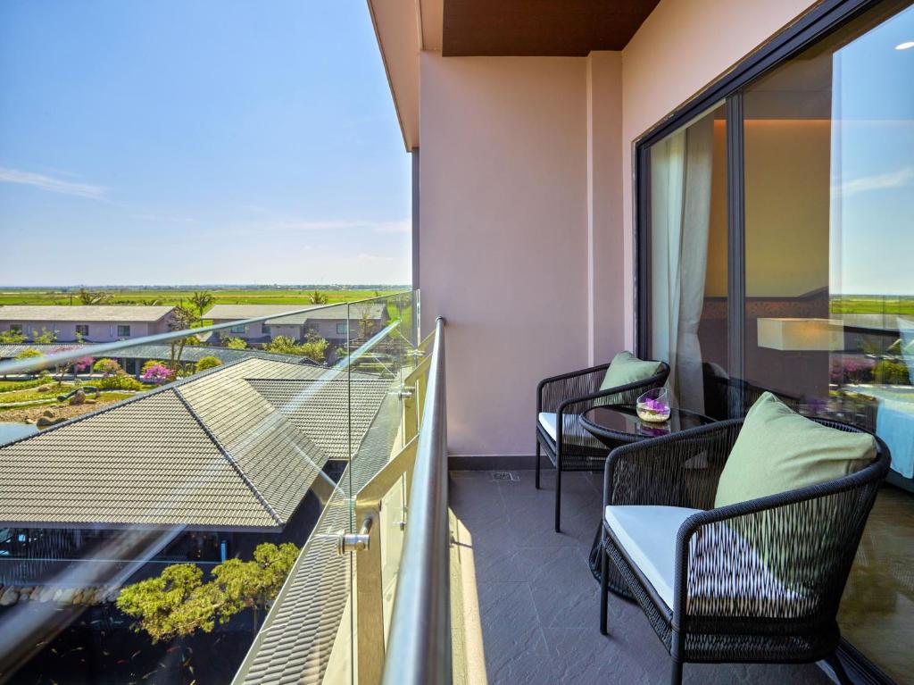 Deluxe with Koi View with Onsen Access