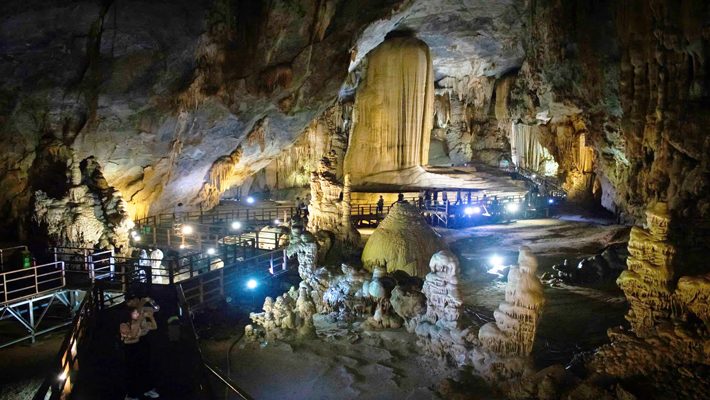 Quảng Bình Trong Ngày: Khám Phá Động Thiên Đường/Động Phong Nha
